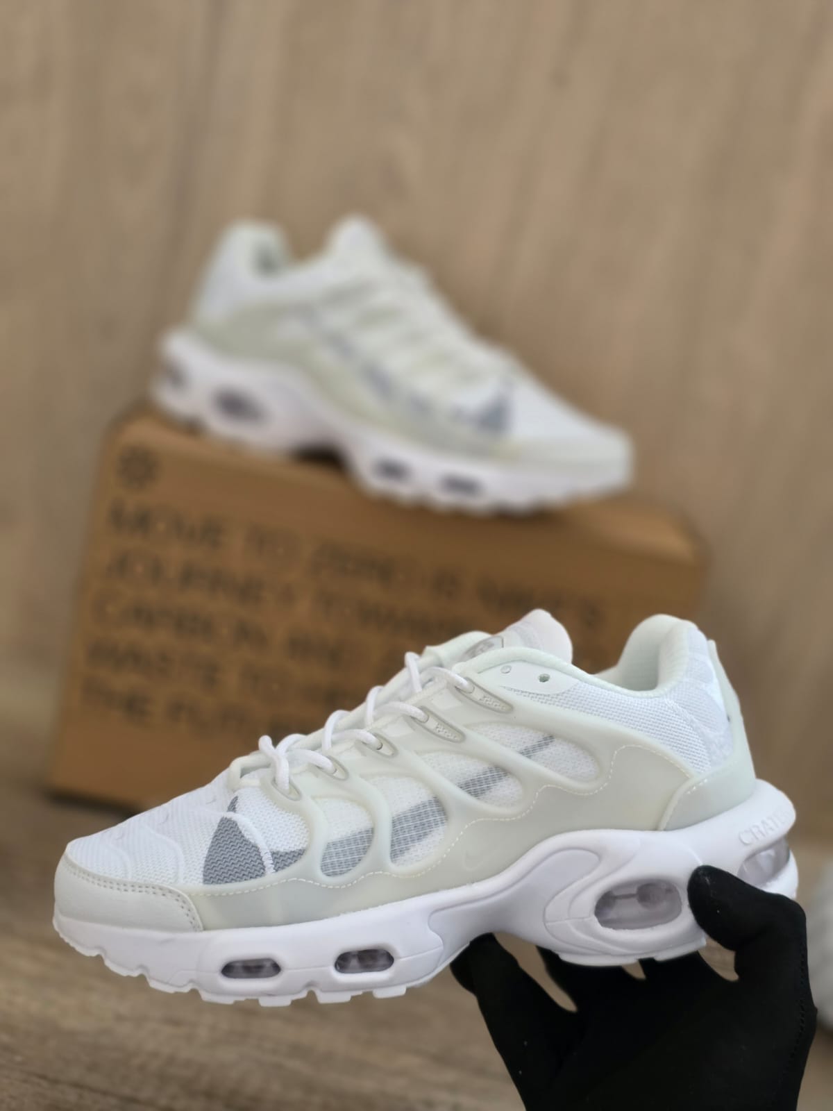 Nike Ts · Modelo 02