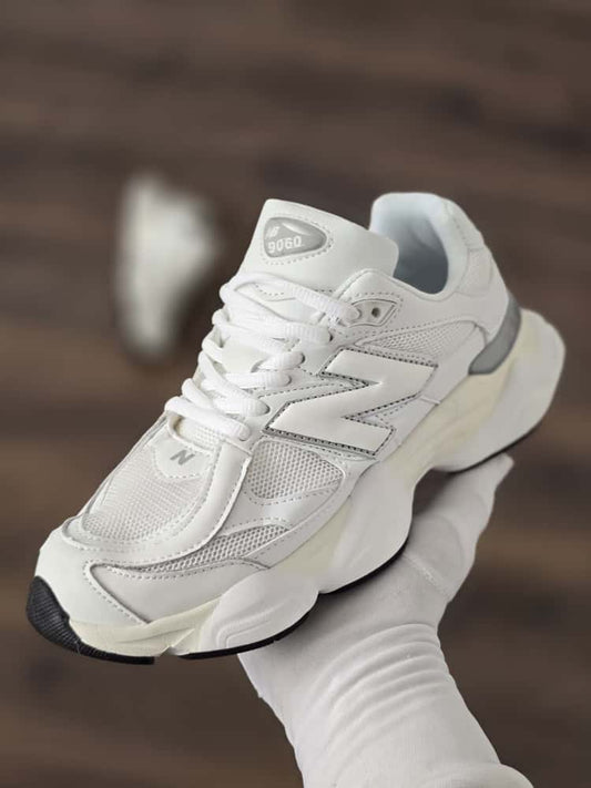 New Balance 9060 · Modelo 06