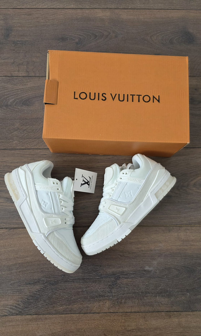 LV Trainer · Modelo 01